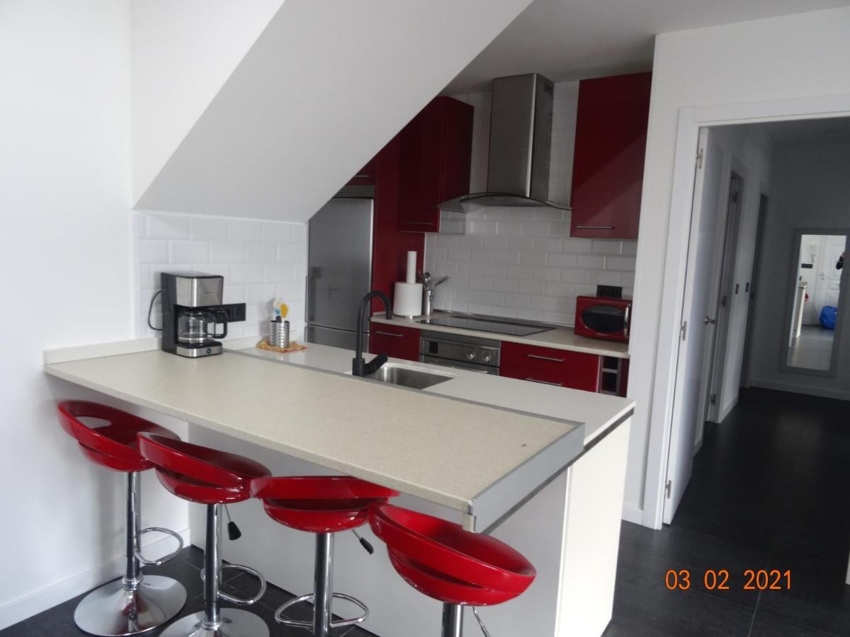Apartamentos Casa Mucha Комбарро Экстерьер фото